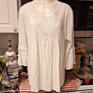 o Womens Cal Style White Stretch 3/4 Sleeve Plus Size Top 2X